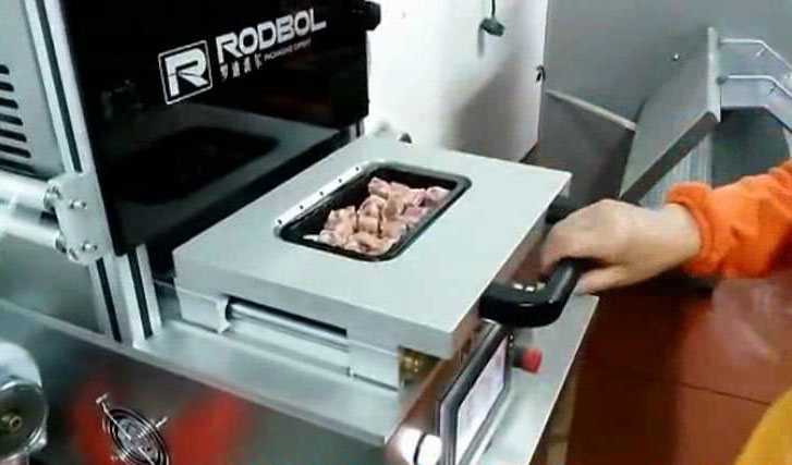 �L(zh��ng)����ʳƷ���{(di��o)���b�C(j��)�Ͼ�(xi��n)